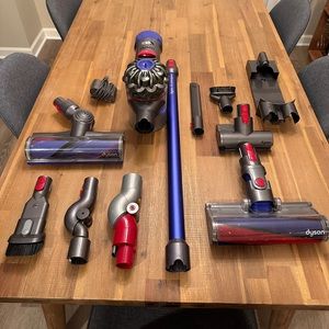 Dyson V8 Animal Cordless Stick Vacuum Cleaner